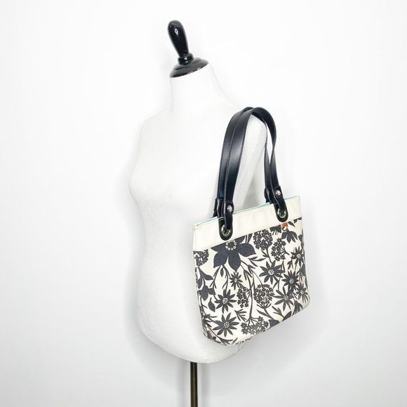 Spartina 449 Handbags - SPARTINA 449 Privateer Day Leather TOTE black white floral leather